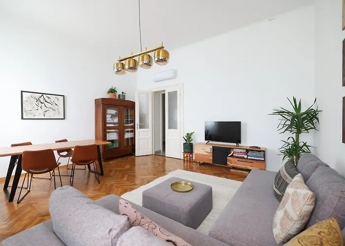 아파트 Vlahov Spirit *